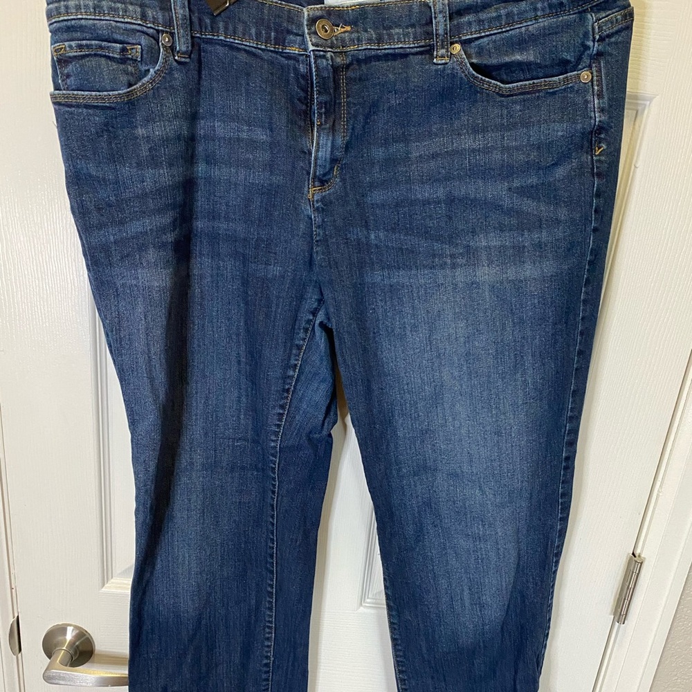 Liz Claiborne Boyfriend Capri Jeans size 16